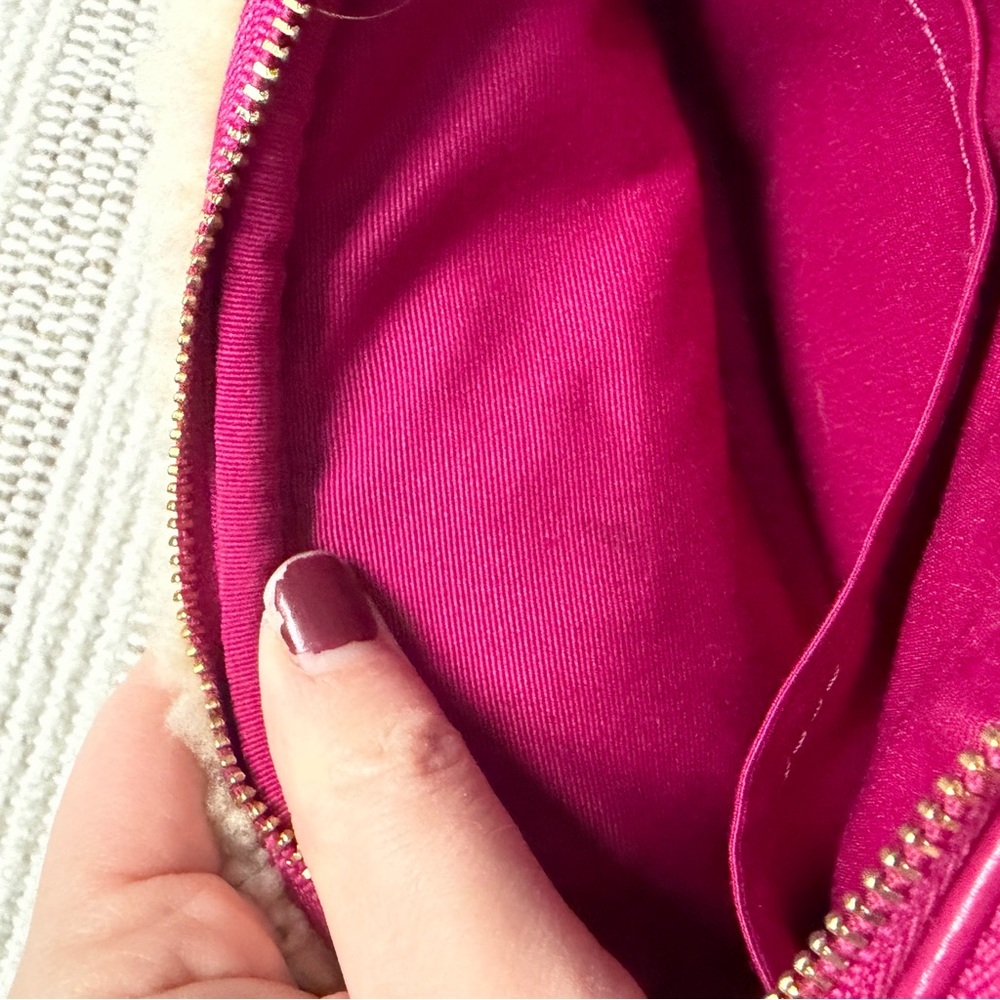 Coach Crossbody Pouch in Leather and Shearling Cranberry Natural - Picture 9 of 10